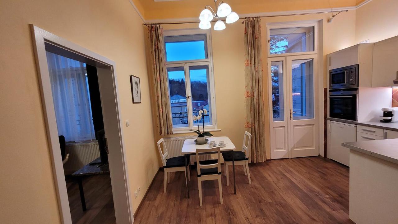 Apartman U Kolonady Маріанські Лазні Екстер'єр фото